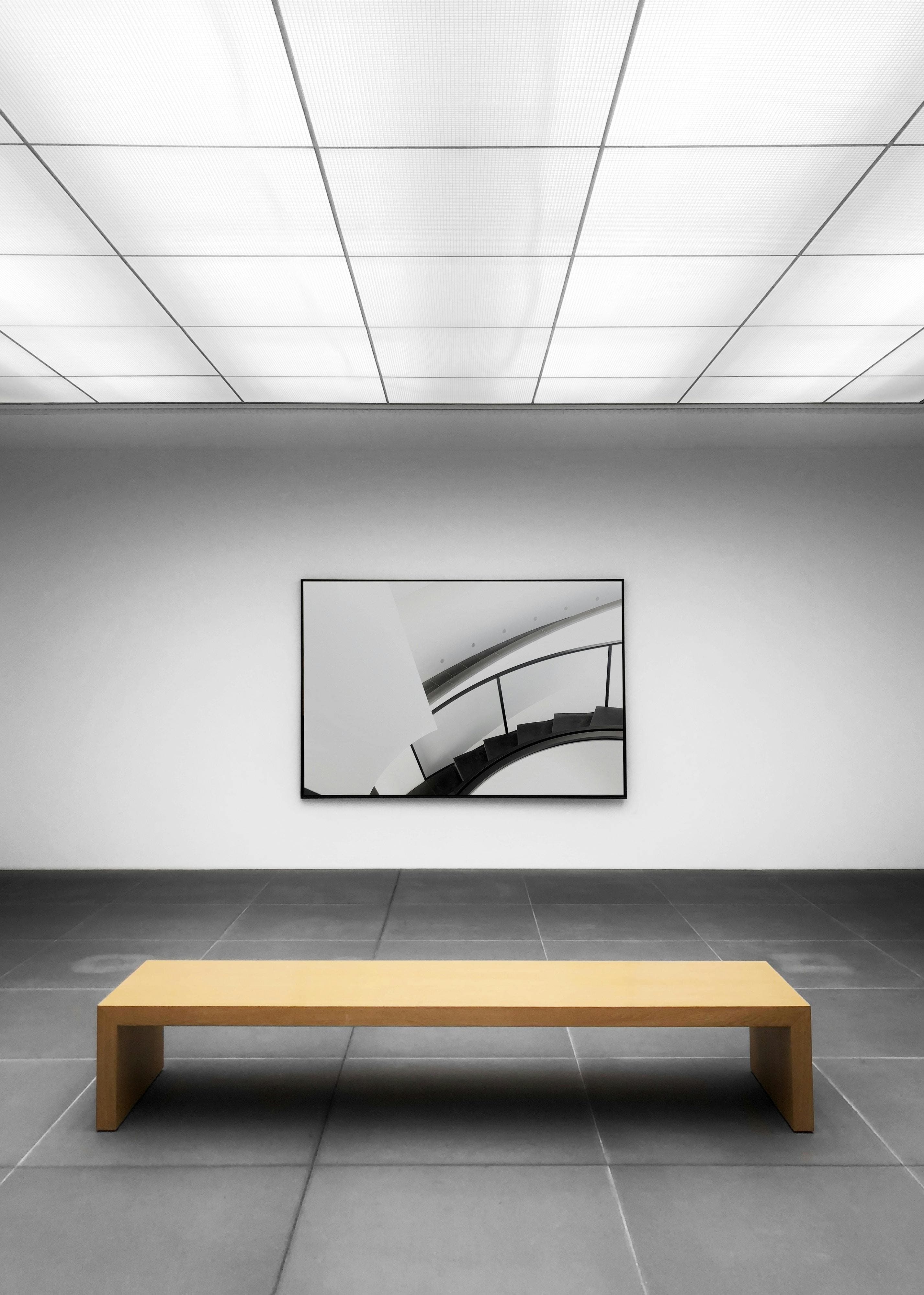 AI Receptionist for Art Gallery