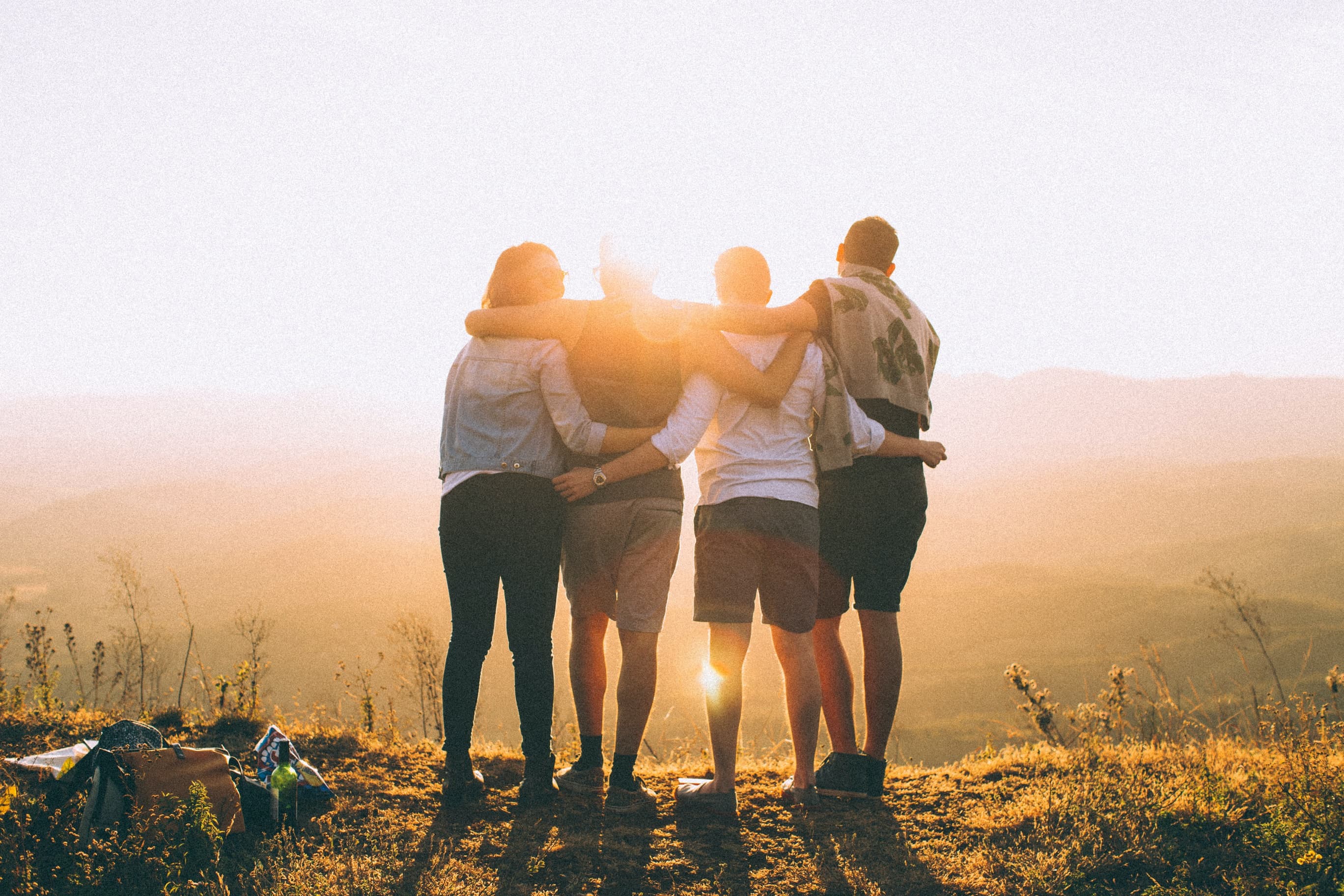 Building Relationships with Local Businesses: Cross-Promotion for Your Gift Shop