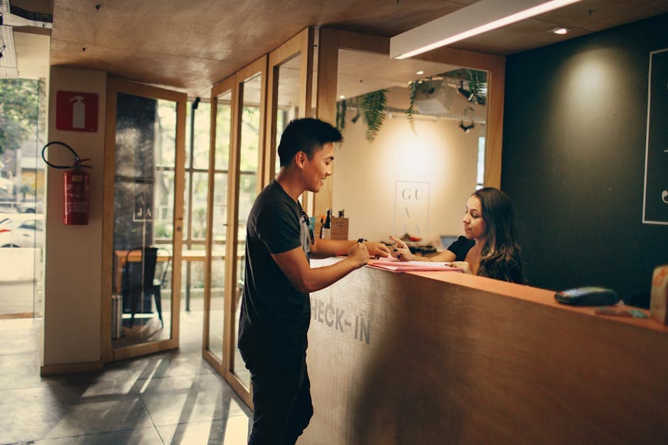 How a Receptionist Should Answer the Phone: Creating Seamless Customer Experiences in the Age of AI
